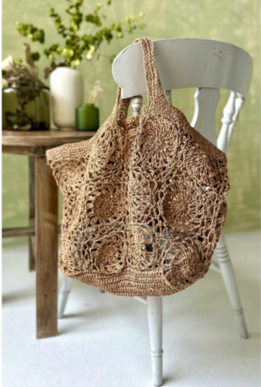 Large Bag handmade in woven raffia flowers